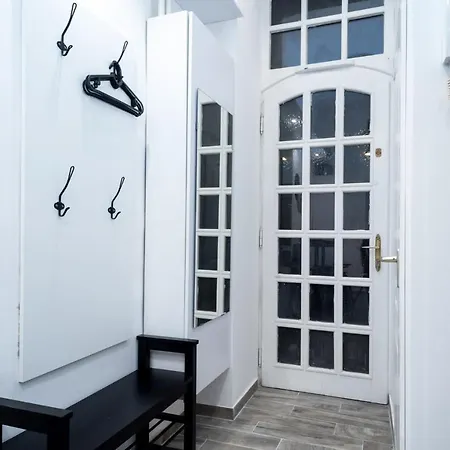 Apartamento Welcoming Modern In The Center
